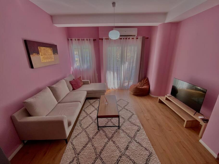 Coral Apartment - City Center Tirana Exteriör bild